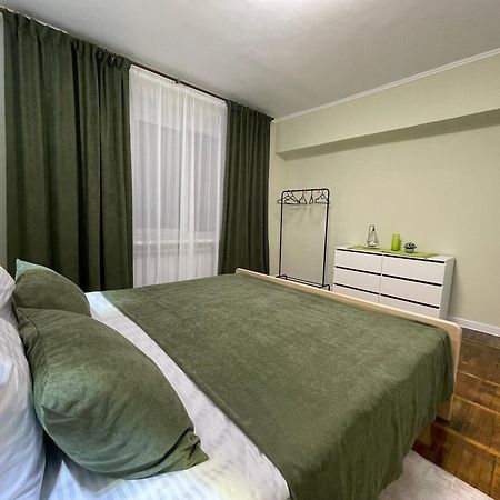 Сервис Отеля, Уют Дома Almaty Eksteriør billede